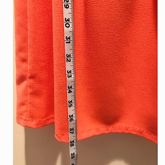 AGB Peach fit & flare dress with soft pleats size 10. Knee length has 3/4 sleeve - Picture 2 of 5